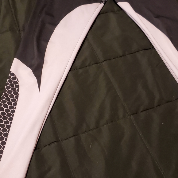 Black & White Geometric Leggings, M - Picture 6 of 6